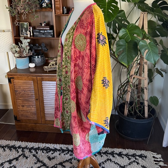 Kantha Bae Gaia Colorful Floral Kimono NWOT OS - Picture 16 of 16